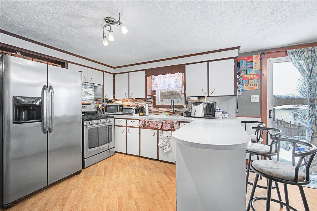 374 Thibeault Avenue Woonsocket, RI 02895 - Photo 13 of 31