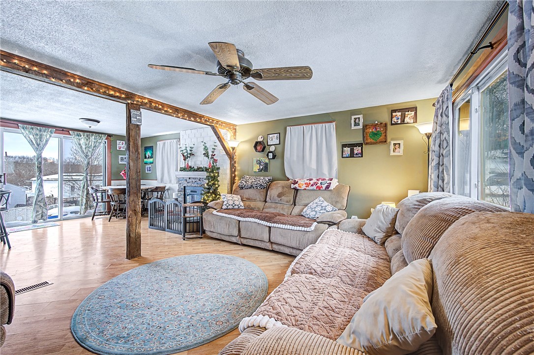 374 Thibeault Avenue Woonsocket, RI 02895 - Photo 7 of 31