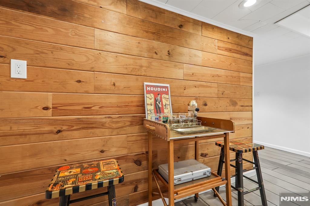 95 Yantacaw Brook Road Montclair, NJ 07043 - Photo 29 of 48
