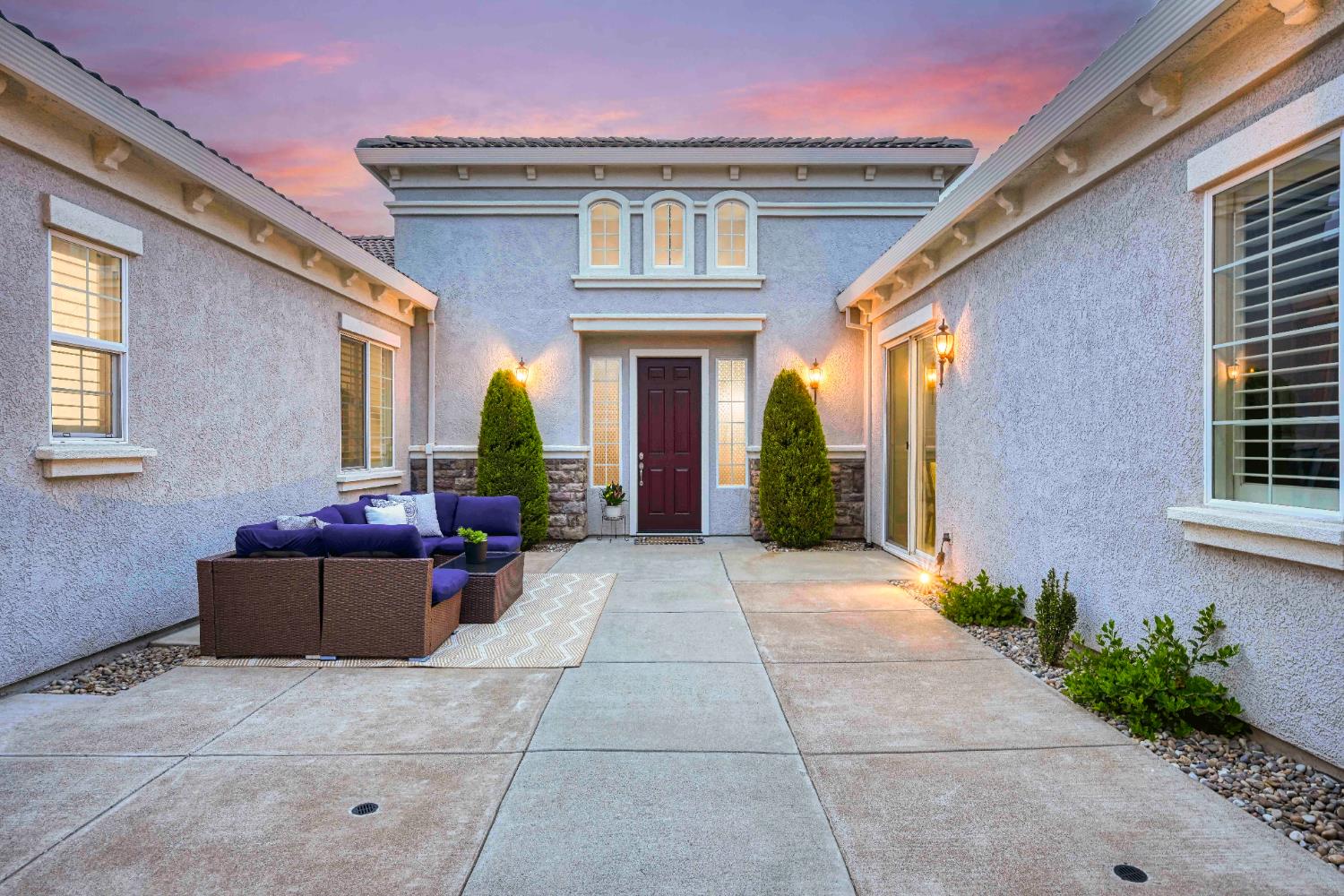 8537 Bridgestone Crescent Road Roseville, CA 95747 - Photo 4 of 64