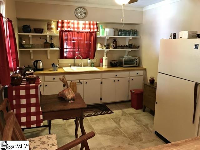 336 Right Fork Road Pickens, SC 29671 - Photo 6 of 23