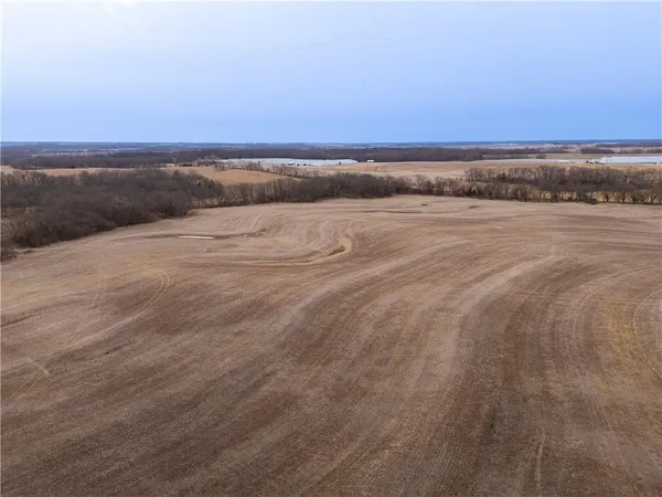 $728,500 | 2 State Road, Trenton, MO 64683