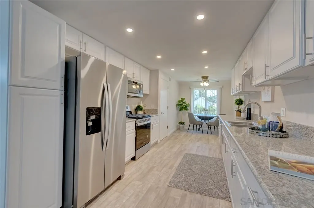 2578 Granada Circle Spring Valley, CA 91977 - Photo 4 of 25 Gallery Image 4