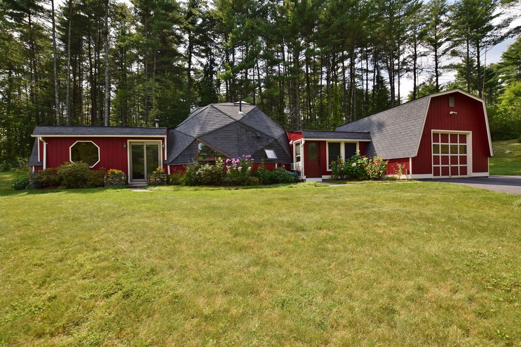 25 Robbins Road Monson, MA 01057 - Photo 1 of 28