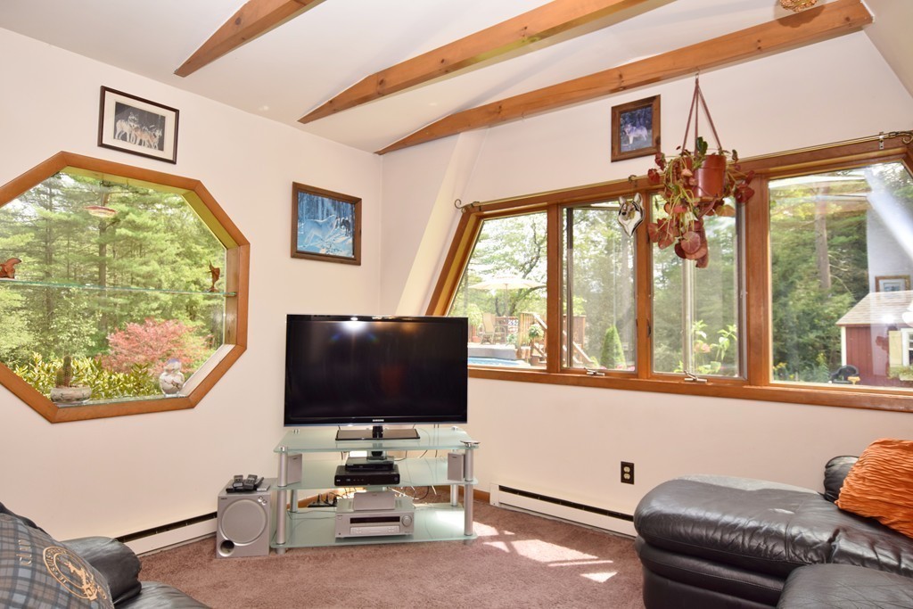 25 Robbins Road Monson, MA 01057 - Photo 9 of 28
