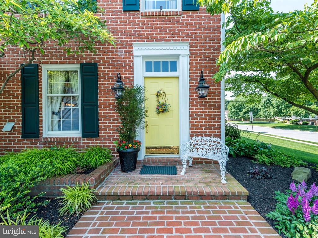 2161 Brockton Road Lancaster, PA 17601 - Photo 2 of 32 Gallery Image 2