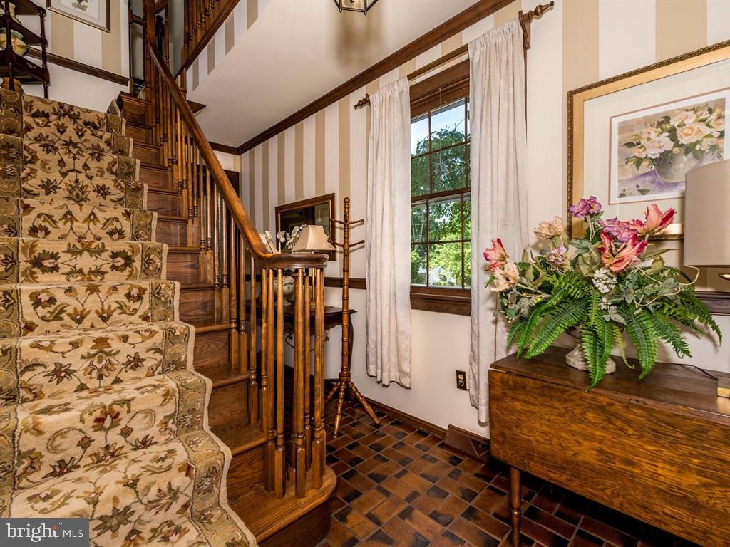2161 Brockton Road Lancaster, PA 17601 - Photo 4 of 32 Gallery Image 4