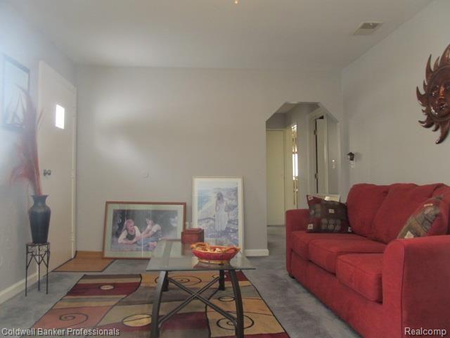 38727 Wade Road Romulus, MI 48174 - Photo 15 of 31 Front family room