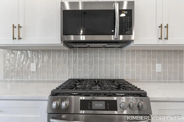 $474,900 | 3617 Teton Drive, Hudsonville, MI 49426