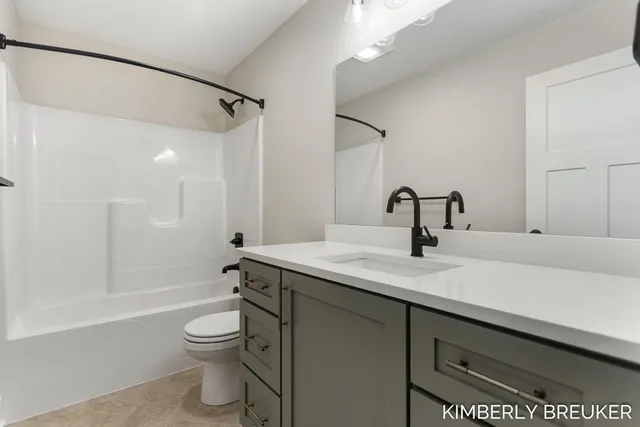 $474,900 | 3617 Teton Drive, Hudsonville, MI 49426