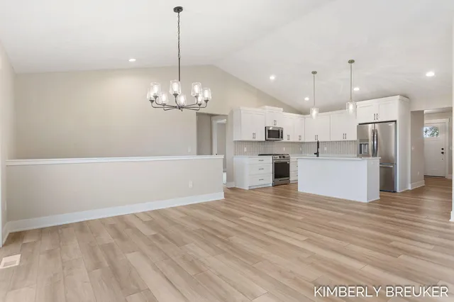 $474,900 | 3617 Teton Drive, Hudsonville, MI 49426