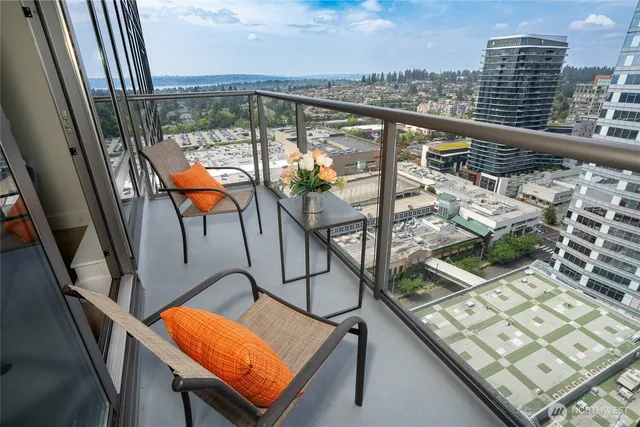 $897,500 | 650 Bellevue Way Northeast, Unit 2505, Bellevue, WA 98004