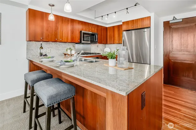 $897,500 | 650 Bellevue Way Northeast, Unit 2505, Bellevue, WA 98004