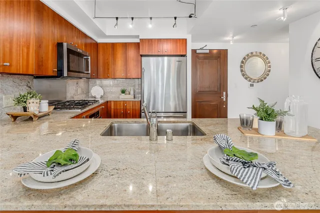 $897,500 | 650 Bellevue Way Northeast, Unit 2505, Bellevue, WA 98004