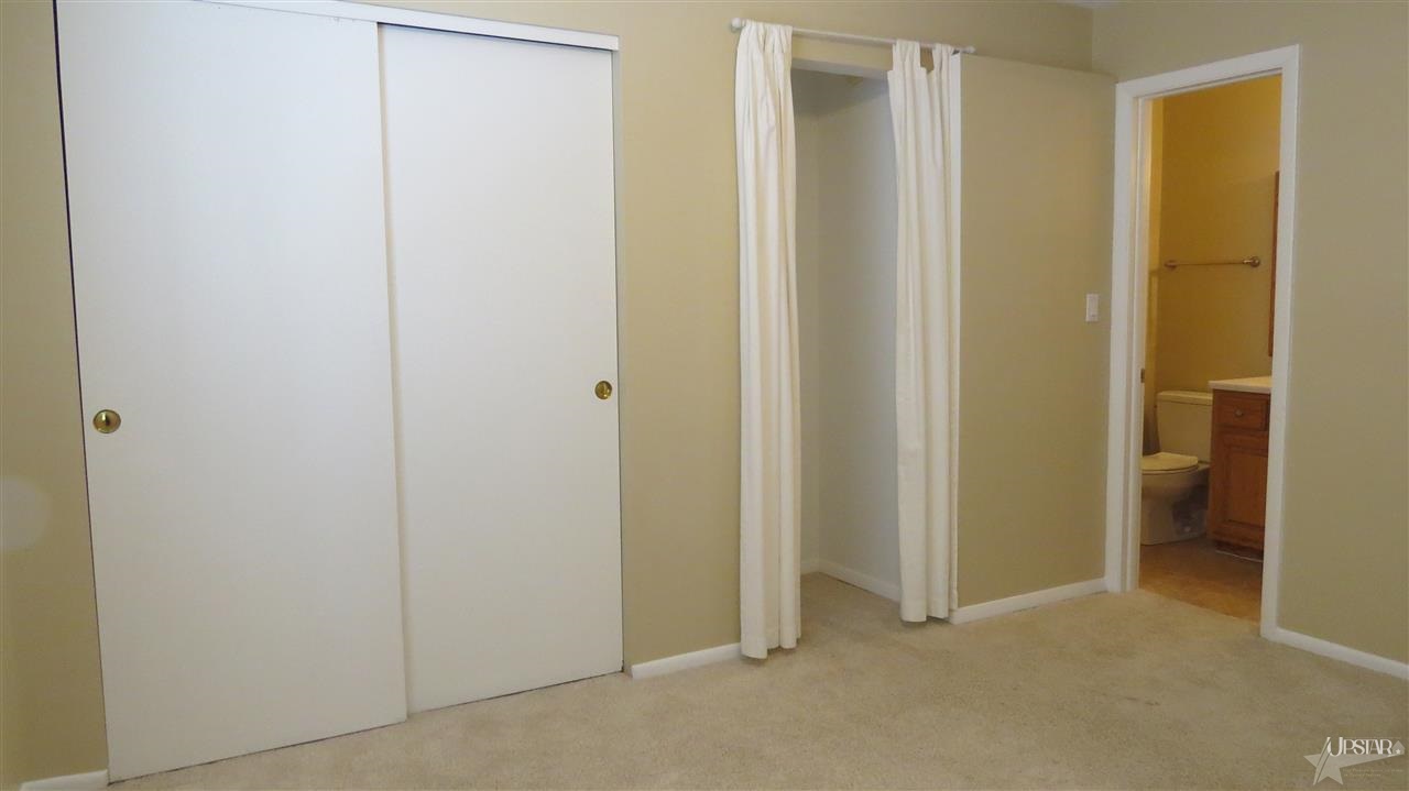 8986 East Hatchery Road, Unit 4 Syracuse, IN 46567 - Photo 13 of 18 Gallery Image 13