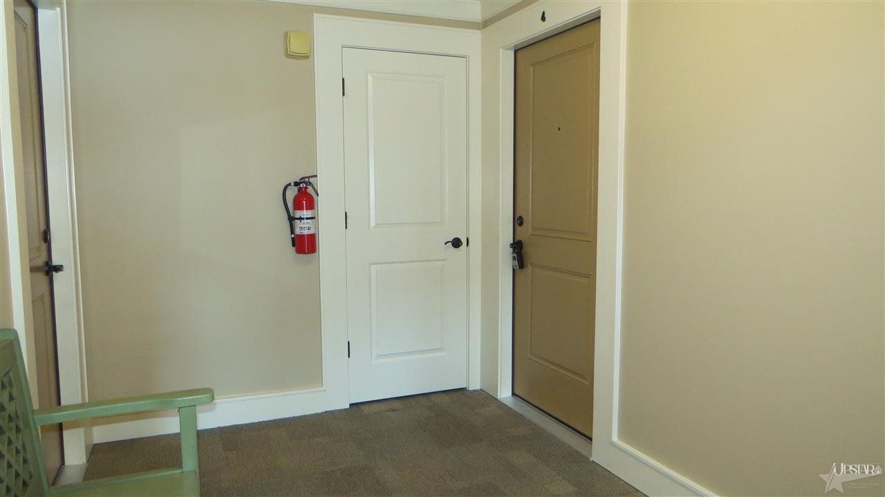 8986 East Hatchery Road, Unit 4 Syracuse, IN 46567 - Photo 14 of 18 Gallery Image 14