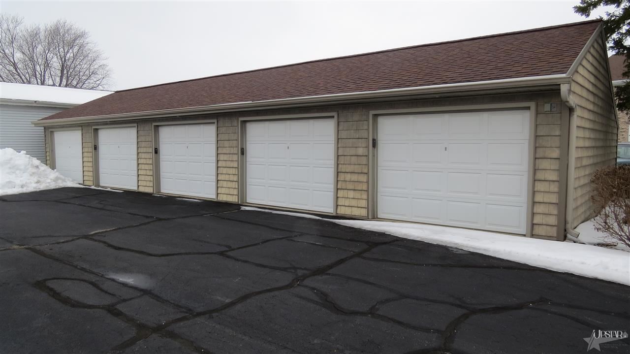 8986 East Hatchery Road, Unit 4 Syracuse, IN 46567 - Photo 17 of 18 Gallery Image 17