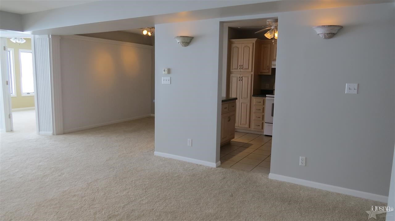 8986 East Hatchery Road, Unit 4 Syracuse, IN 46567 - Photo 5 of 18 Gallery Image 5