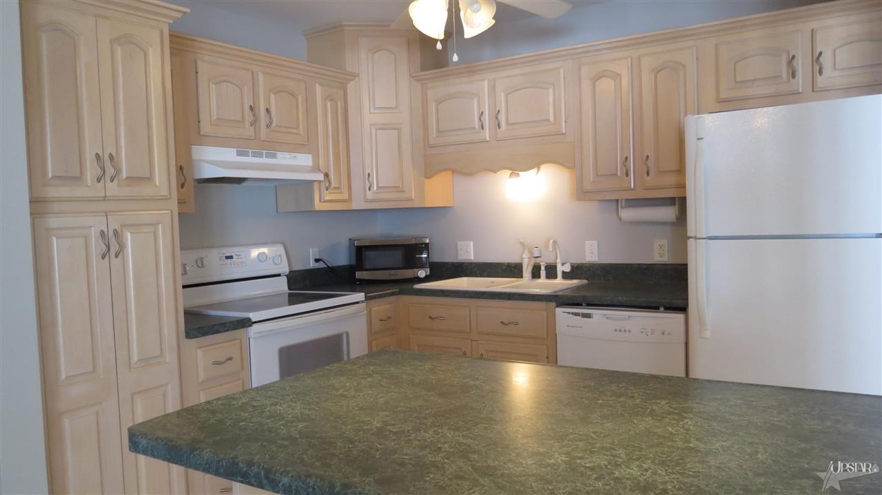 8986 East Hatchery Road, Unit 4 Syracuse, IN 46567 - Photo 9 of 18 Gallery Image 9