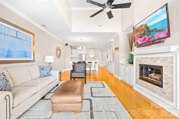 $649,000 | 18700 Nautical Drive, Unit 303, Cornelius, NC 28031