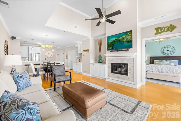 $649,000 | 18700 Nautical Drive, Unit 303, Cornelius, NC 28031