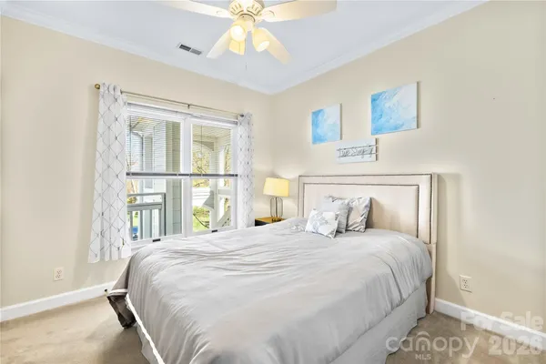 $649,000 | 18700 Nautical Drive, Unit 303, Cornelius, NC 28031