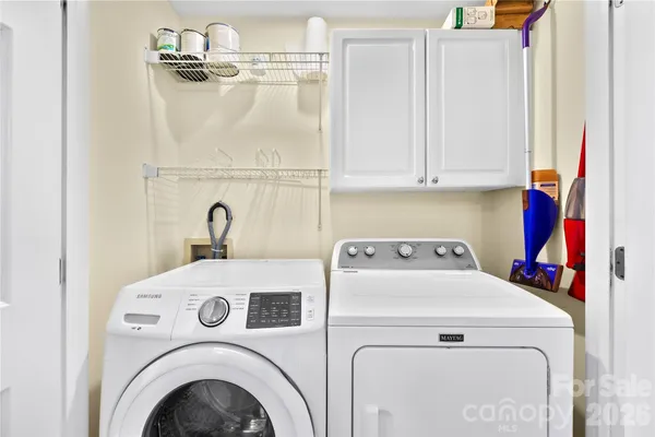 $649,000 | 18700 Nautical Drive, Unit 303, Cornelius, NC 28031