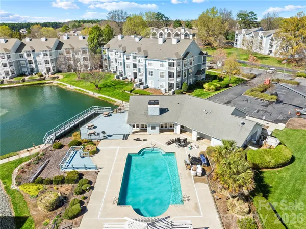 $649,000 | 18700 Nautical Drive, Unit 303, Cornelius, NC 28031