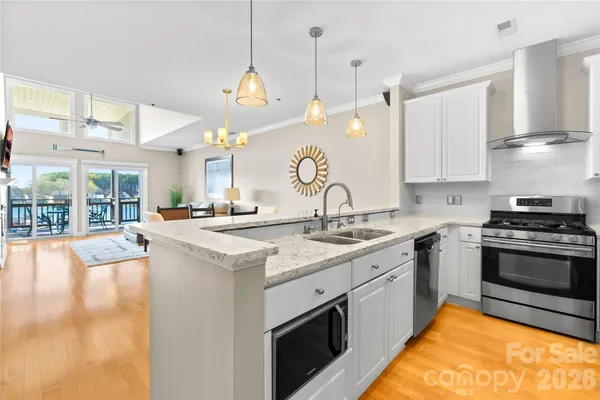 $649,000 | 18700 Nautical Drive, Unit 303, Cornelius, NC 28031