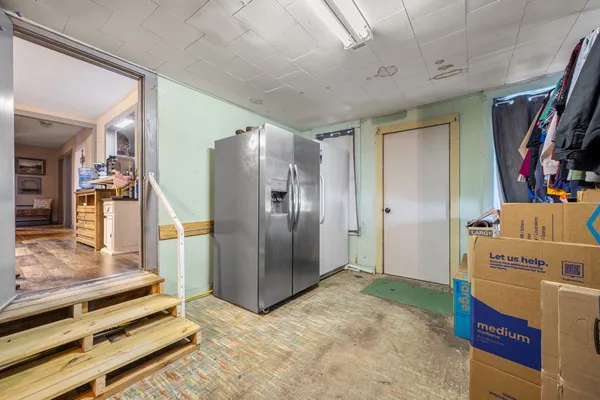 a view of a storage & utility room