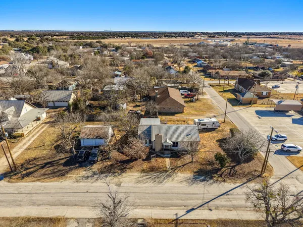 $210,000 | 200 College Avenue, Florence, TX 76527