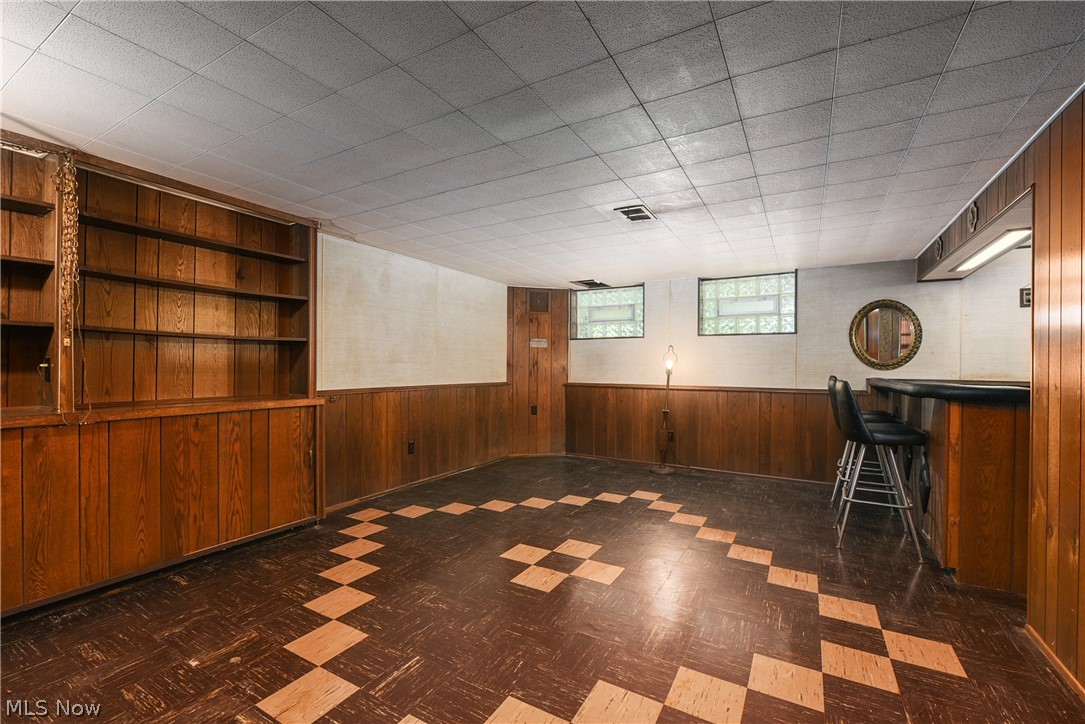7875 Hoertz Road Cleveland, OH 44134 - Photo 18 of 31