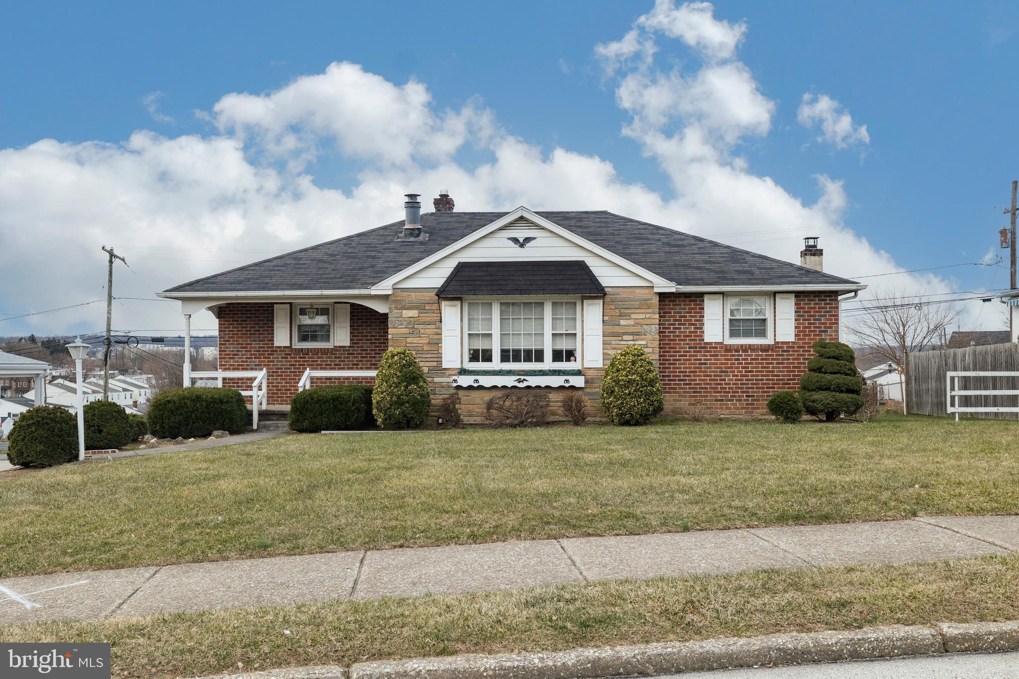 505 Overhill Road Conshohocken, PA 19428 - Photo 2 of 29 Gallery Image 2
