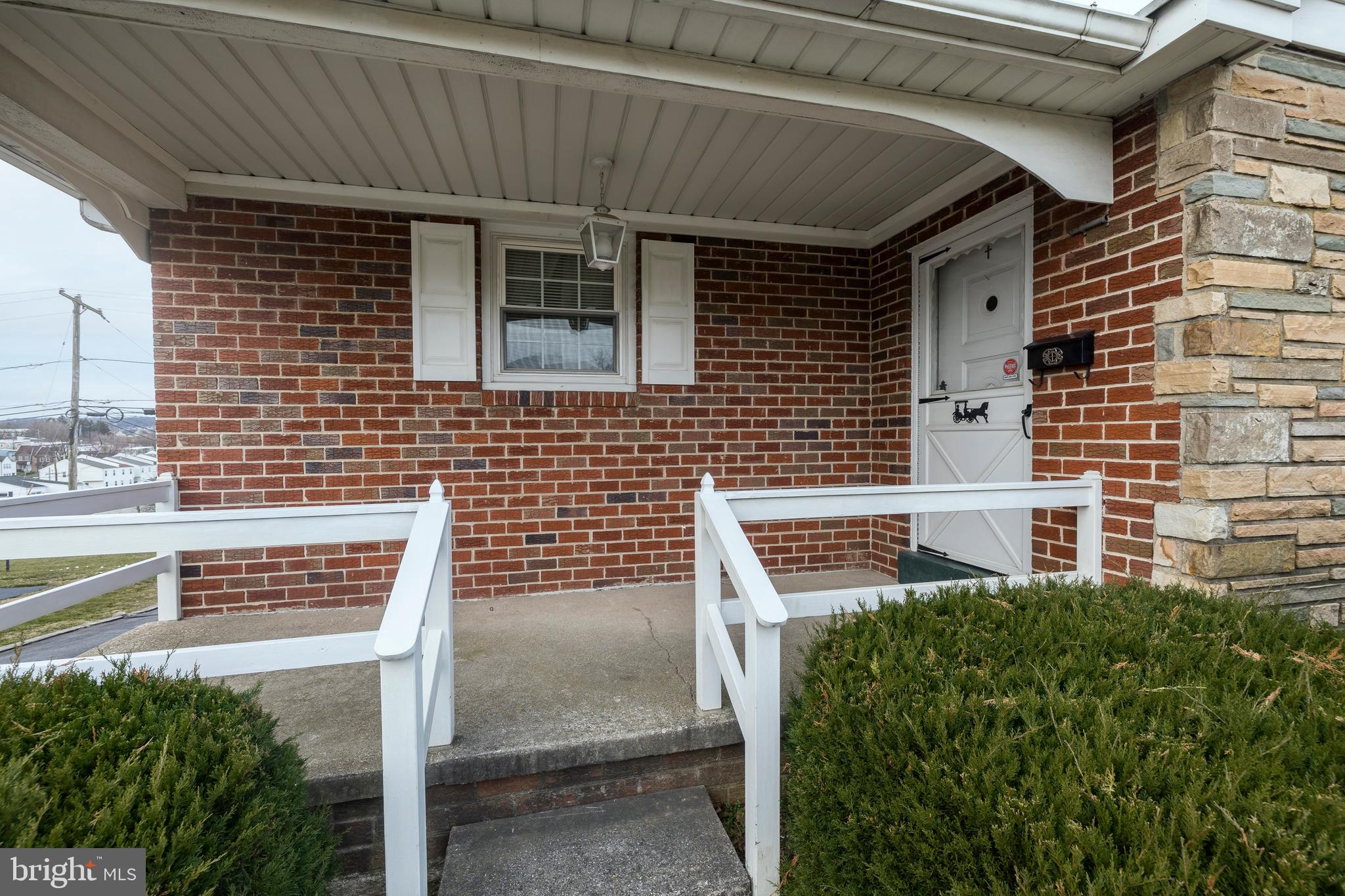 505 Overhill Road Conshohocken, PA 19428 - Photo 3 of 29 Gallery Image 3