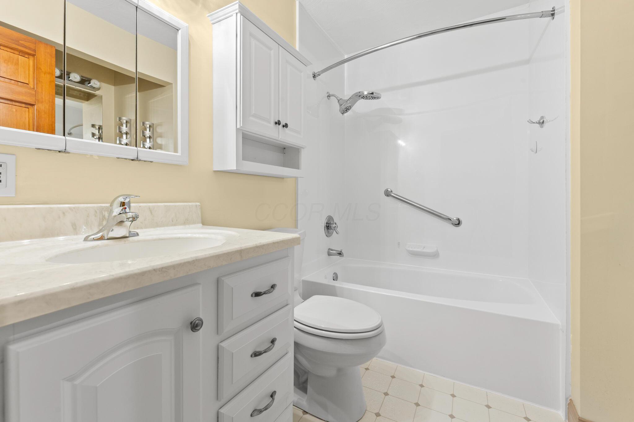 926 South Hempstead Road Westerville, OH 43081 - Photo 24 of 58 Full Bath 2
