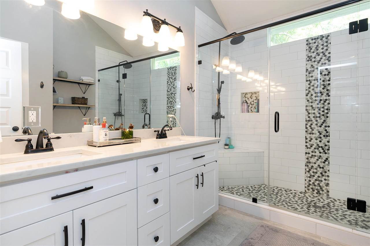 508 Freeman Street Raleigh, NC 27601 - Photo 18 of 29 Amazing bathroom attached to owner's suite. Huge walkin shower with dual shower heads. Private water closet. Bathroom