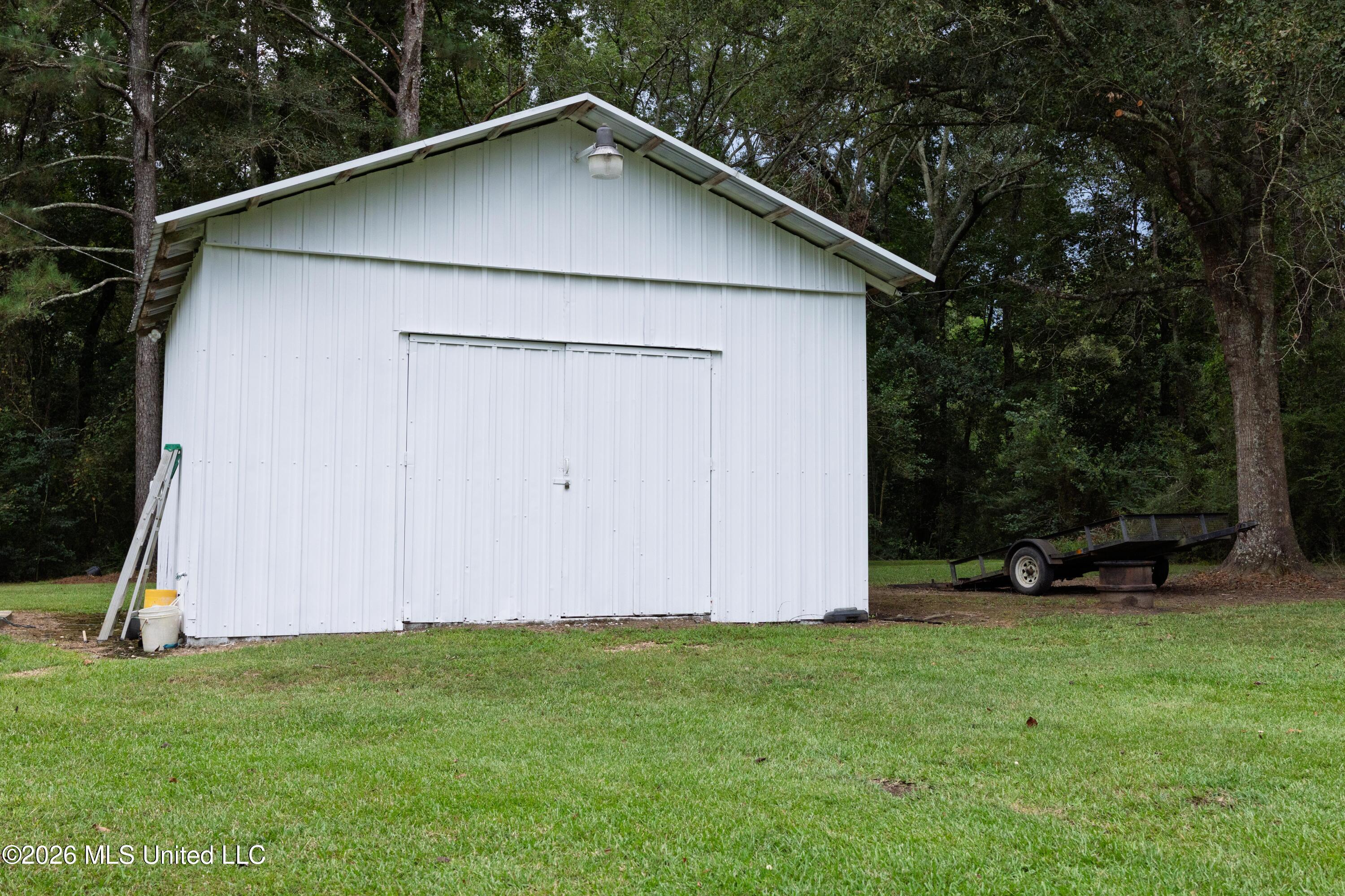 38 J W Lee Road Tylertown, MS 39667 - Photo 9 of 40 2-7