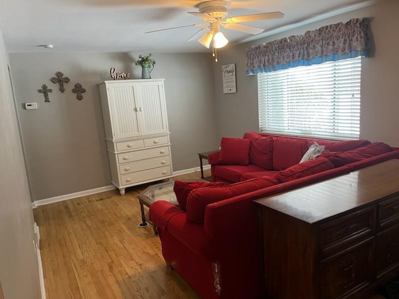 1612 McCully Road Pittsburgh, PA 15234 - Photo 7 of 27 Gallery Image 7