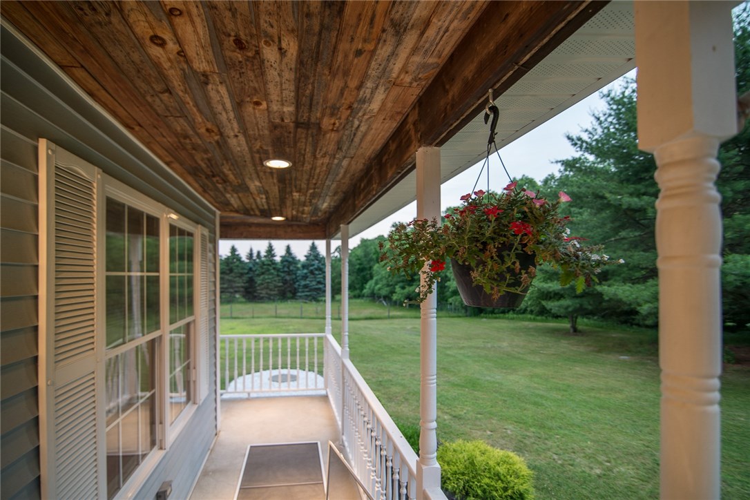 47 Whipple Road Glocester, RI 02814 - Photo 4 of 40 Gallery Image 4