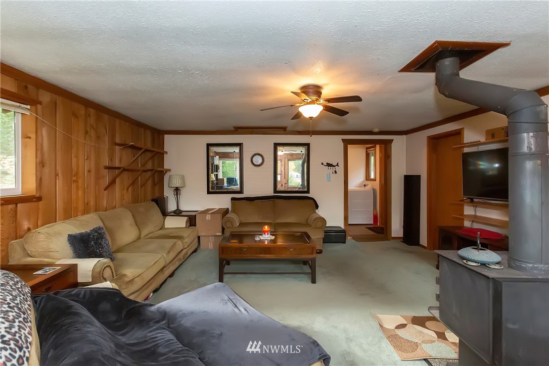 9956 Fairview Lake Road Southwest Port Orchard, WA 98367 - Photo 17 of 33 Gallery Image 17