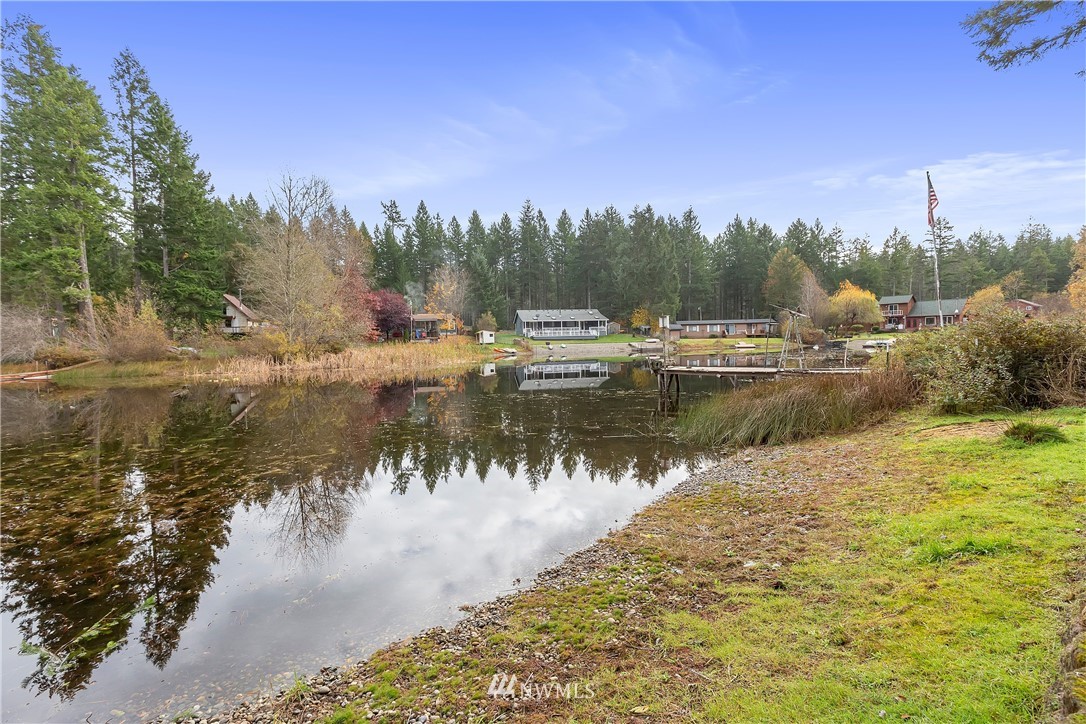 9956 Fairview Lake Road Southwest Port Orchard, WA 98367 - Photo 3 of 33 Gallery Image 3