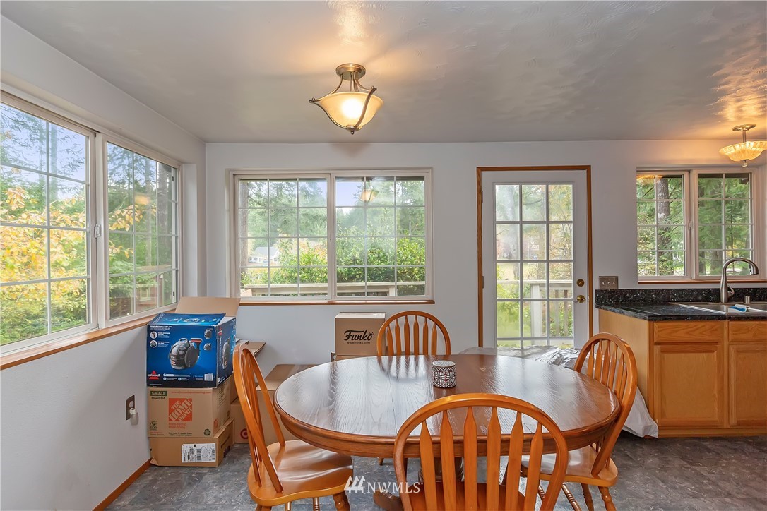 9956 Fairview Lake Road Southwest Port Orchard, WA 98367 - Photo 23 of 33 Gallery Image 23