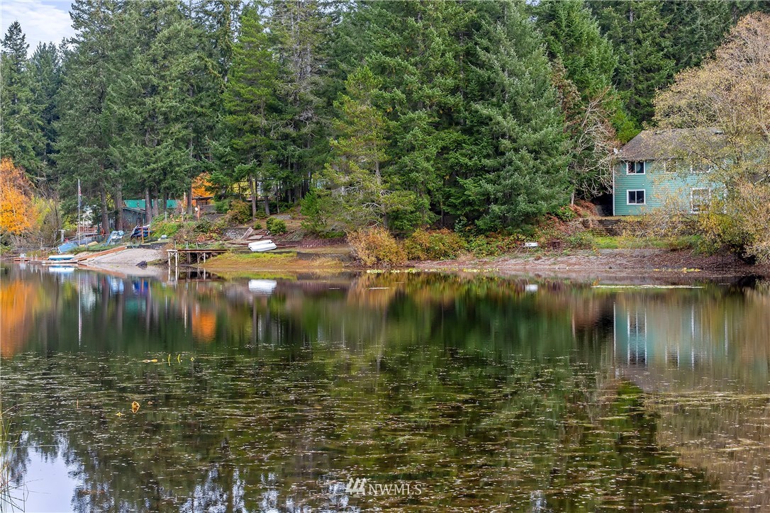 9956 Fairview Lake Road Southwest Port Orchard, WA 98367 - Photo 31 of 33 Gallery Image 31