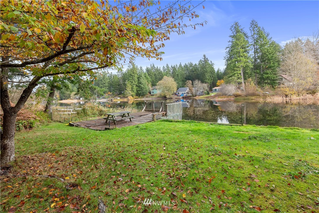 9956 Fairview Lake Road Southwest Port Orchard, WA 98367 - Photo 5 of 33 Gallery Image 5