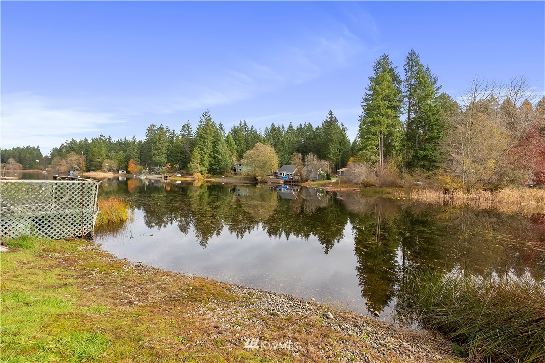 9956 Fairview Lake Road Southwest Port Orchard, WA 98367 - Photo 6 of 33 Gallery Image 6