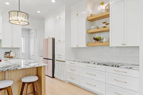 $1,124,000 | 21412 Poate Court, Rogers, MN 55374