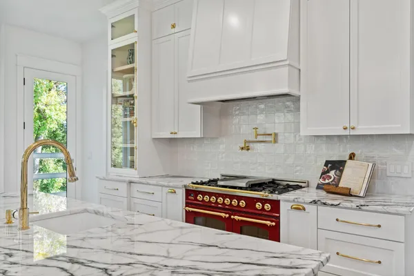 $1,124,000 | 21412 Poate Court, Rogers, MN 55374