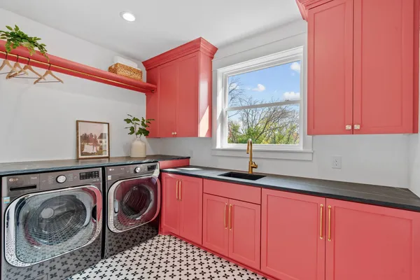 $1,124,000 | 21412 Poate Court, Rogers, MN 55374