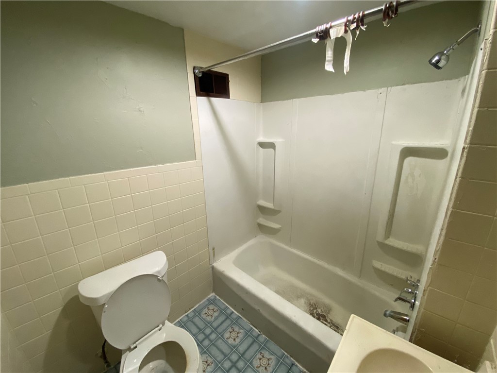 332 Carter Street Rochester, NY 14621 - Photo 11 of 14