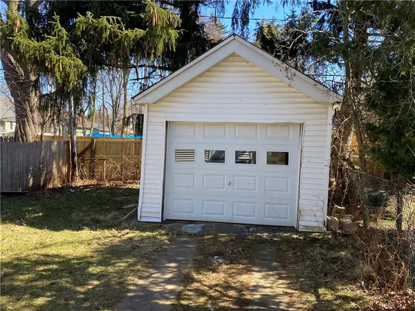 $99,000 | 332 Carter Street, Rochester, NY 14621